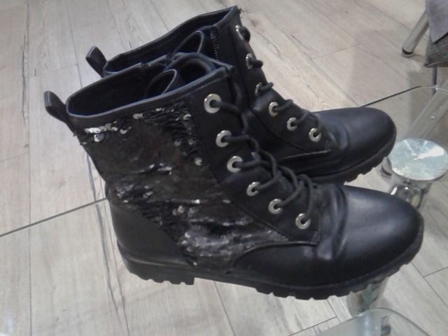 buty czarne ZARA