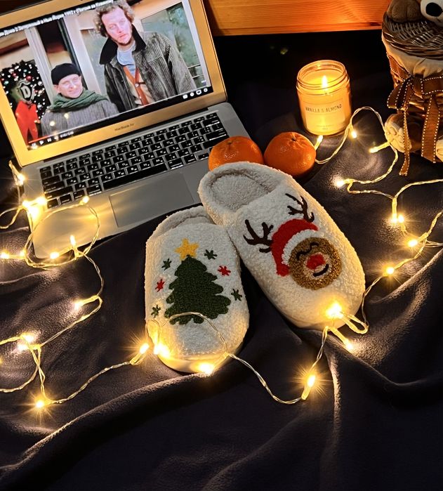 Жіночі кімнатні тапочки з новорічним принтом Роз37-40 Дитячі тарочки