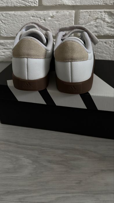 Snakersy Adidas rozmiar 32