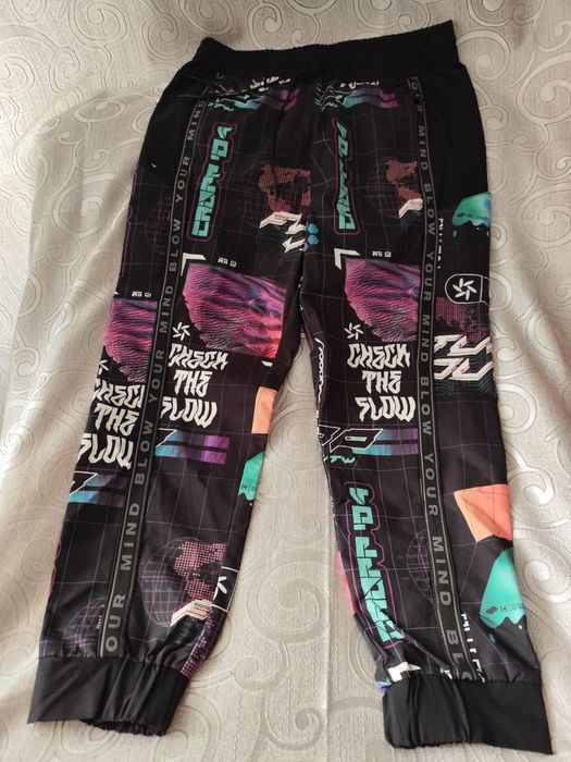 Продам штани бренду CROPP