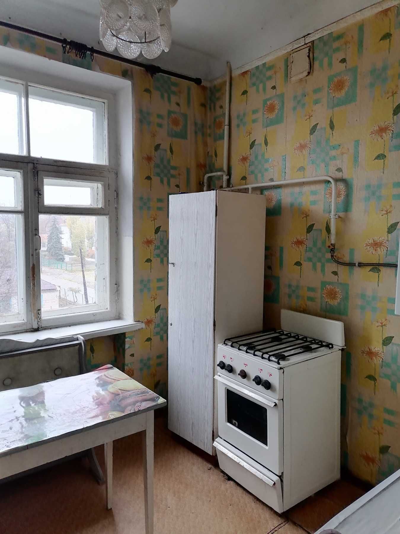 Продаж 2кім. квартири пл. Володимира Великого