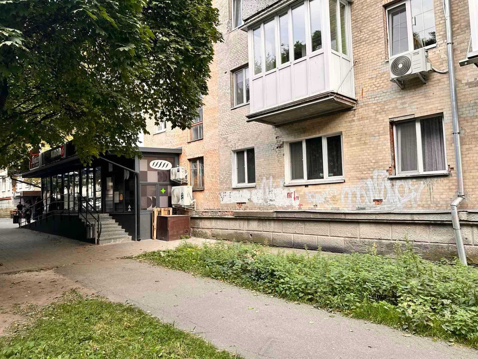 Продам комерційне приміщення в центрі