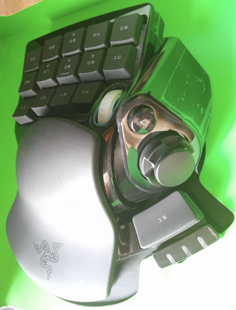 Клавіатура Razer Nostromo Gaming
