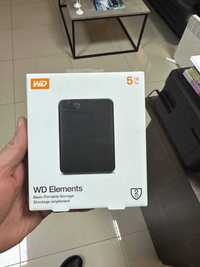 Жорсткий диск Western Digital Elements SE 5TB External Black