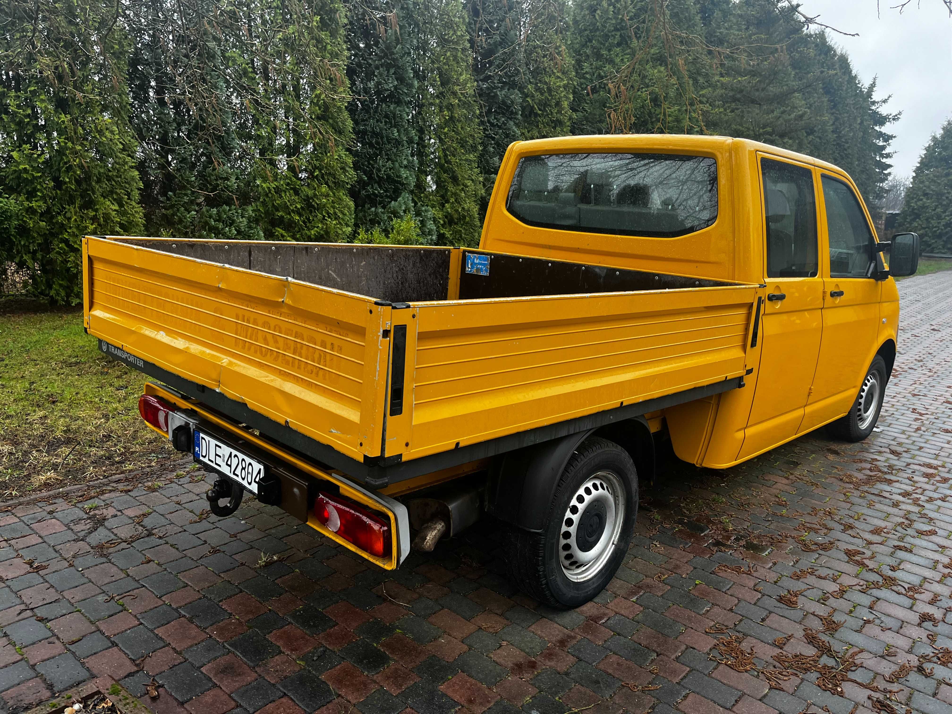 Volkswagen Transporter T5 2.5 TDI Doka brygadówka