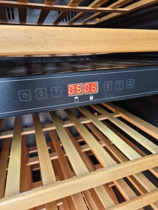 Chłodziarka na wino Kuppersbusch