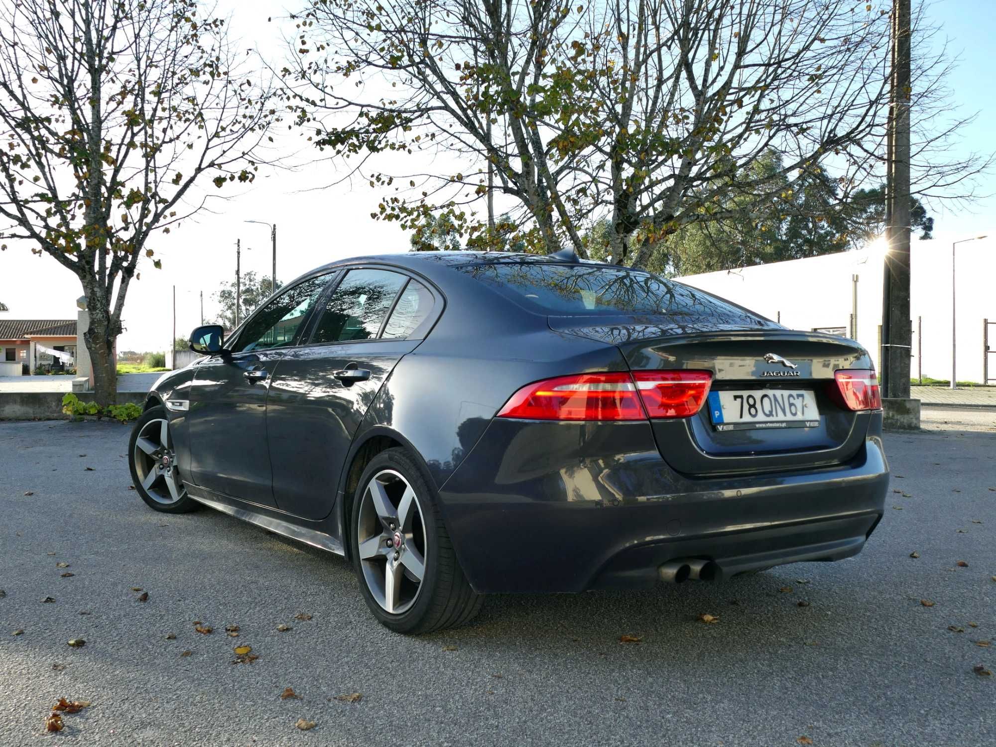 Jaguar XE R-Sport Câmera 180cv Nacional