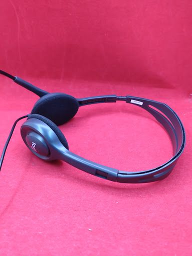 słuchawki nauszne logitech h111 czarne kompaktowe z mikrofonem