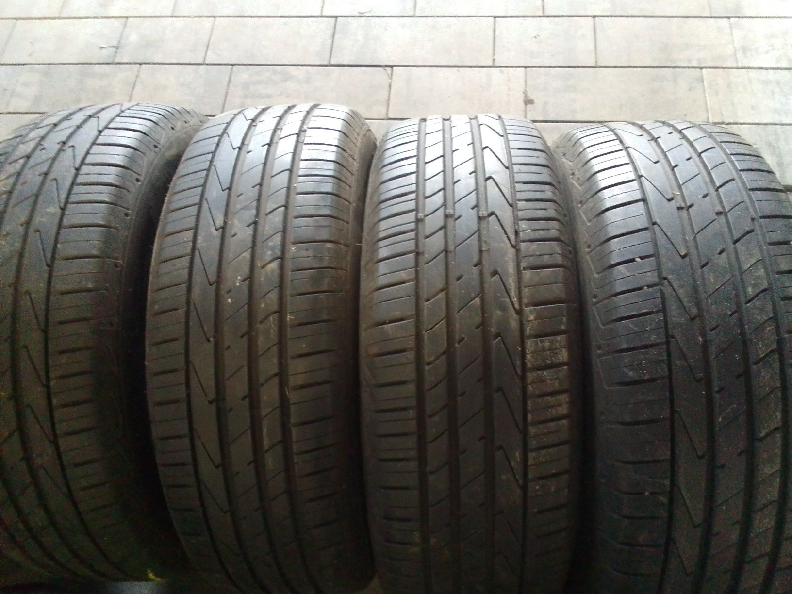 Opony letnie 235/65/17