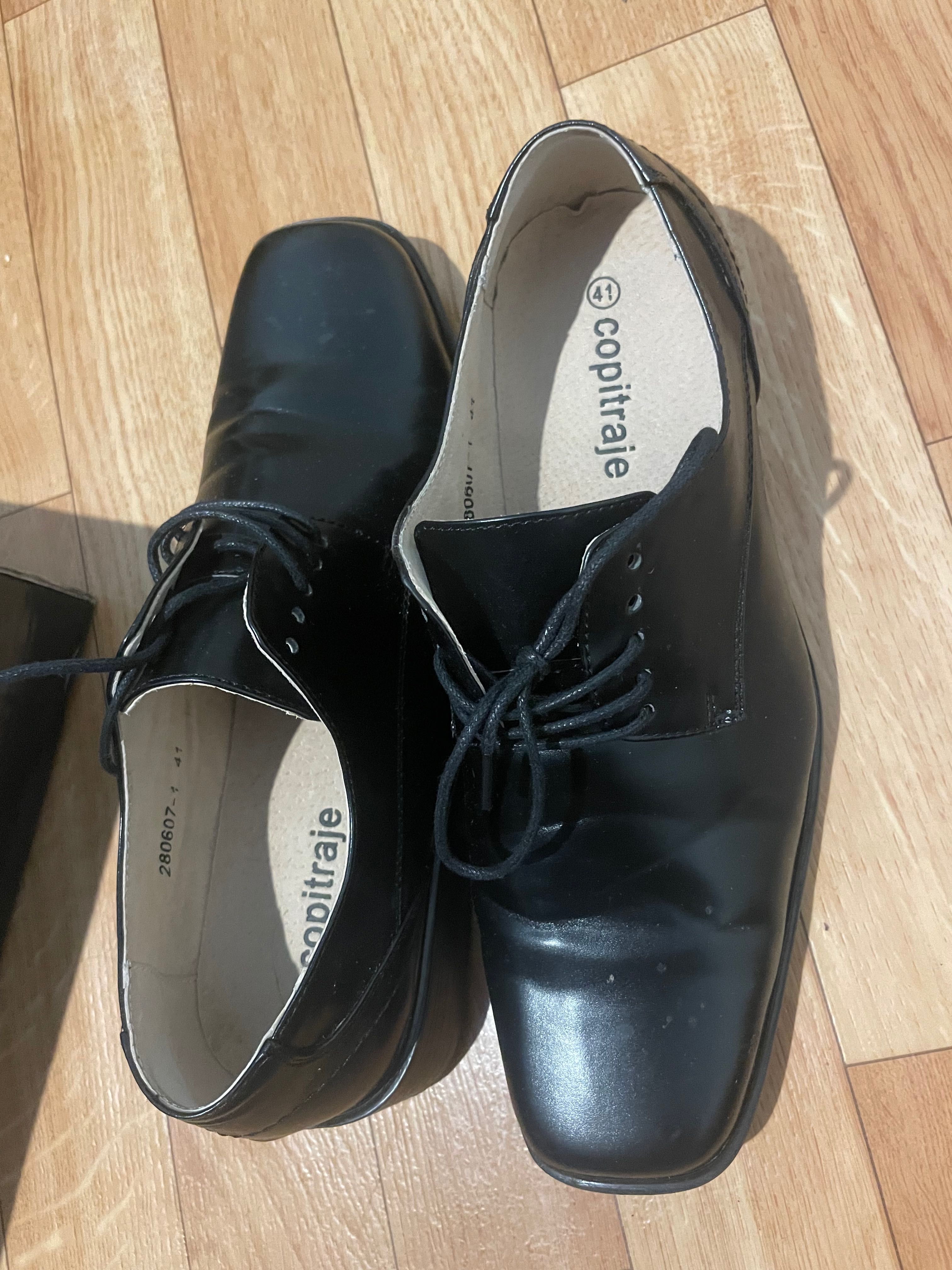 Sapatos traje académico