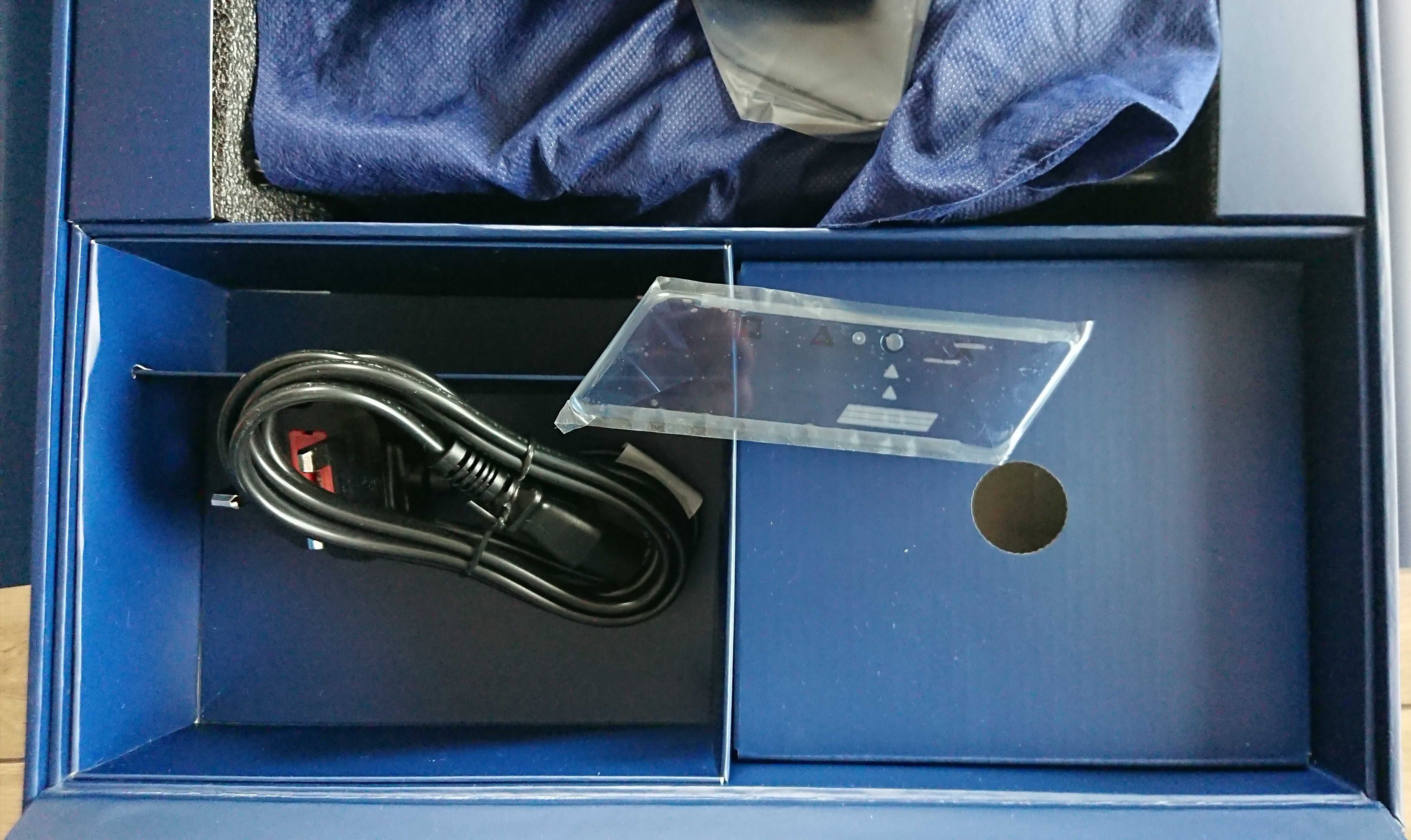 Sony Playstation 4 Pro 500 Million limited Edition 2TB + 5 gier