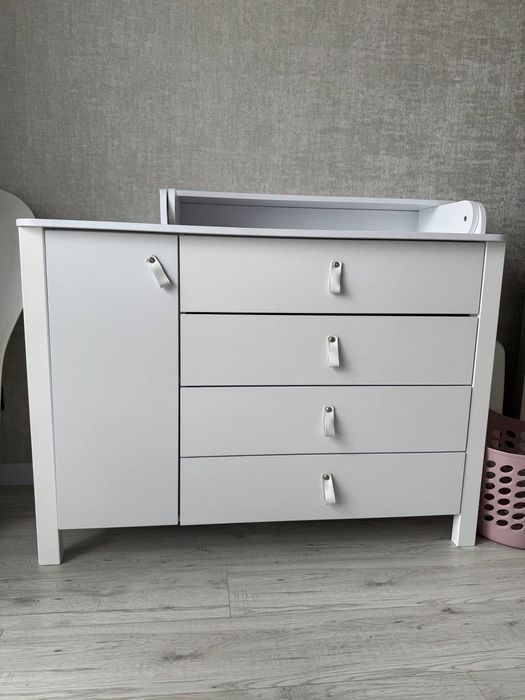 Комод , пеленальний стіл