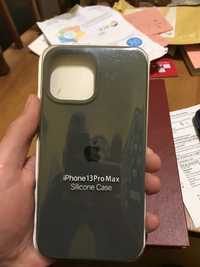 Продам Apple Silicone case 13 pro max и Rockspace новий