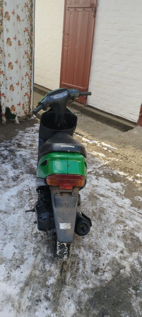 Скутер Хонда діо
