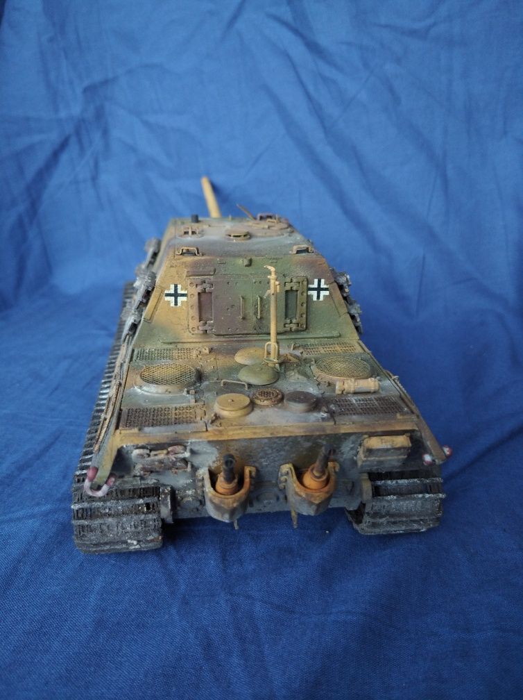 Jagdtiger takom 1:35 model