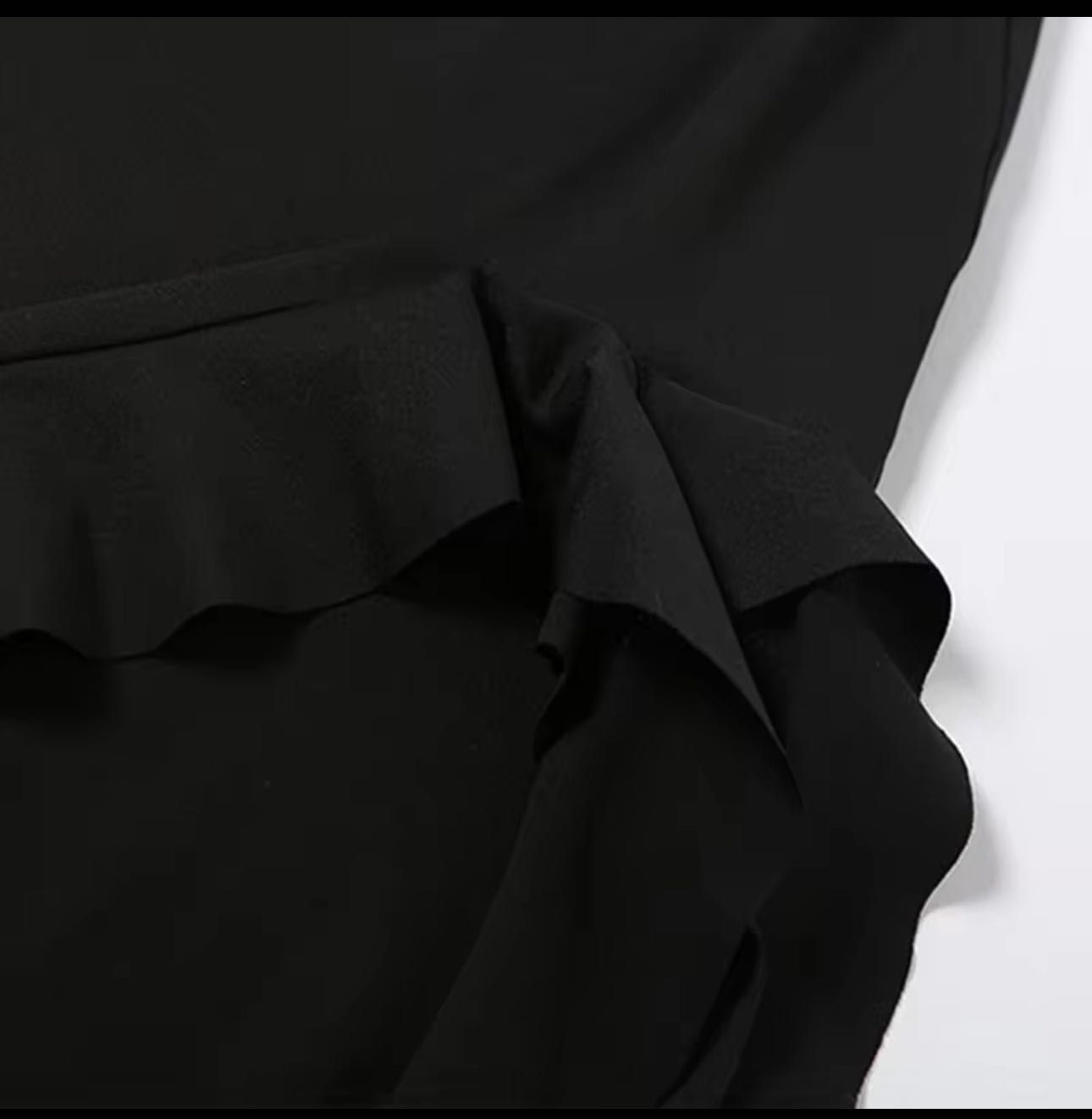 Сукня з воланами рюшами асиметрична чорна y2k zara
