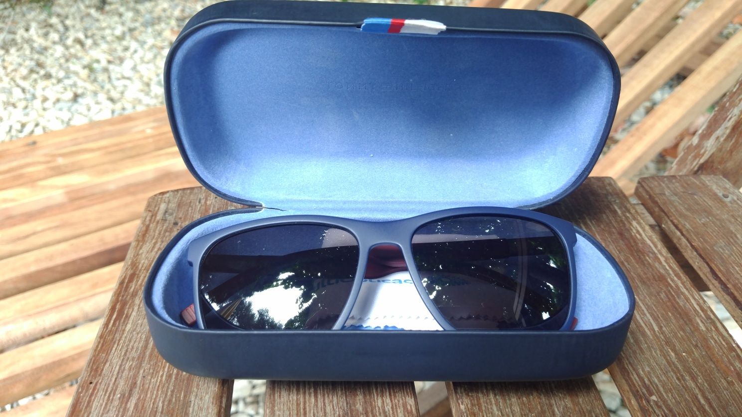 Óculos de sol Tommy Hilfiger
