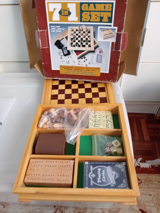 Jogos tabuleiro trivial damas 7 em 1