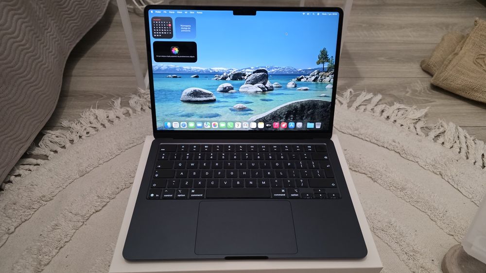 Macbook Air 13 M4 16/256 100% bat. 10 cykli