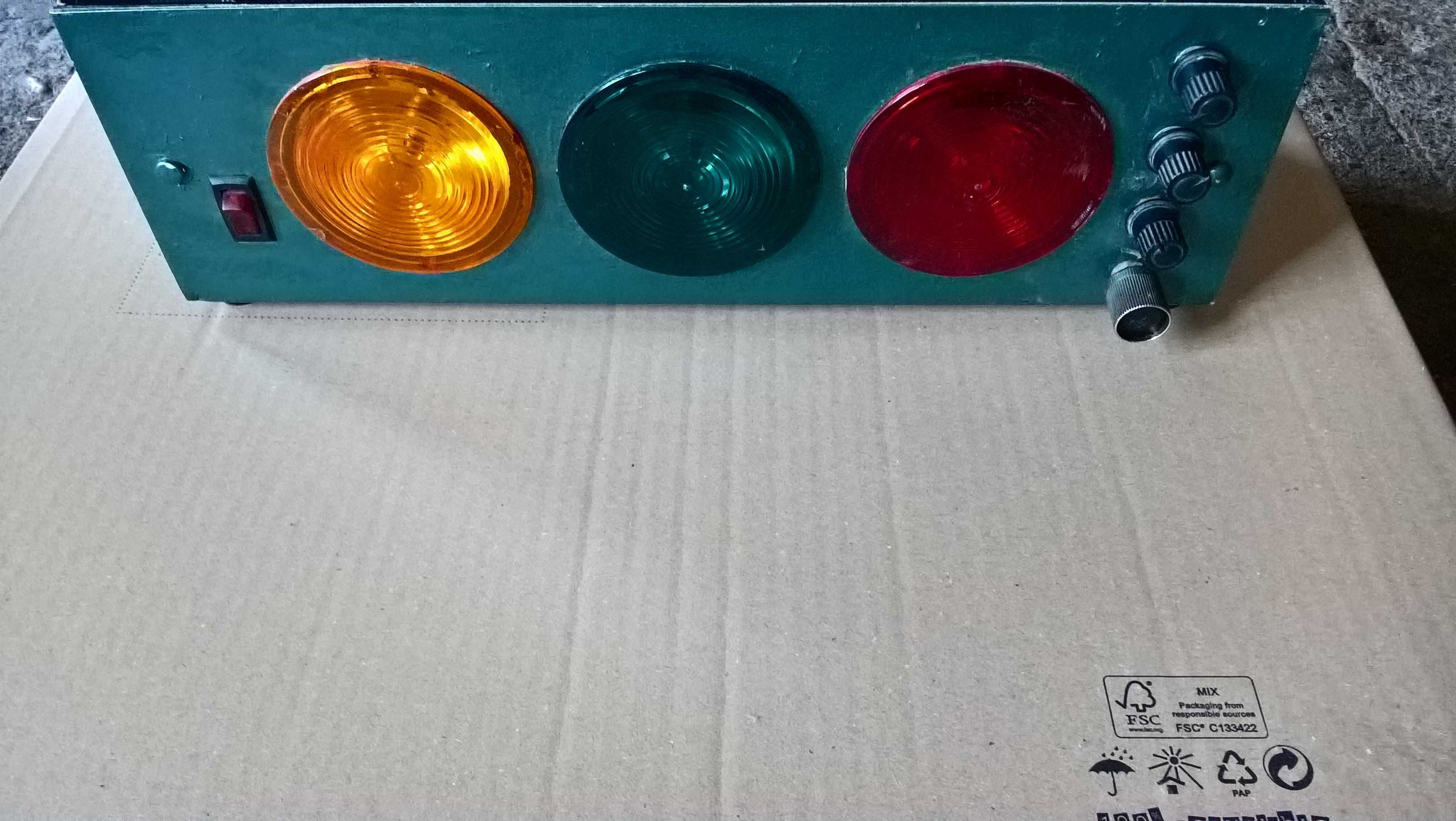 colorofon  prl  światła