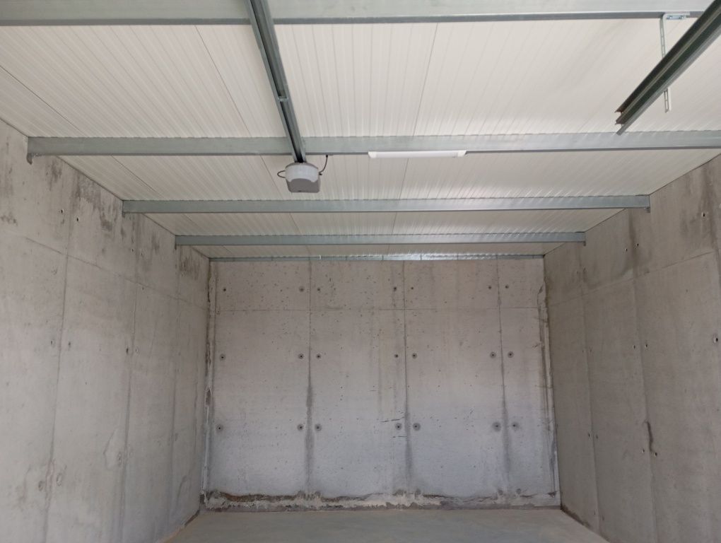 Arrendamento de Garagem (box) em Torres Vedras