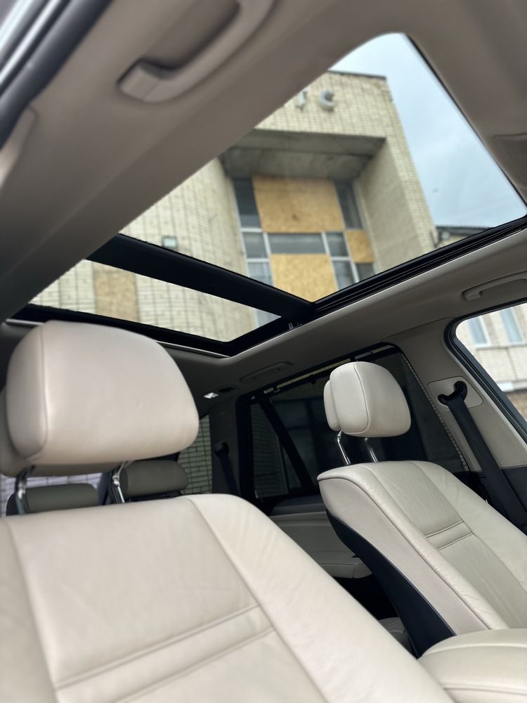 BMW X5 E70 2011 3.0 Бензин
