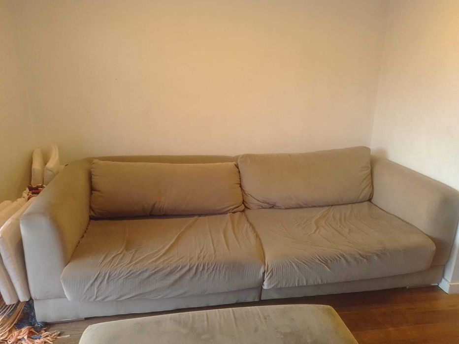 Vendo sofá  + puf usado