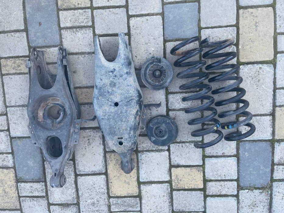 Mercedes W211 ричагі лодочка пружини, заміна пневмо  A2113501806