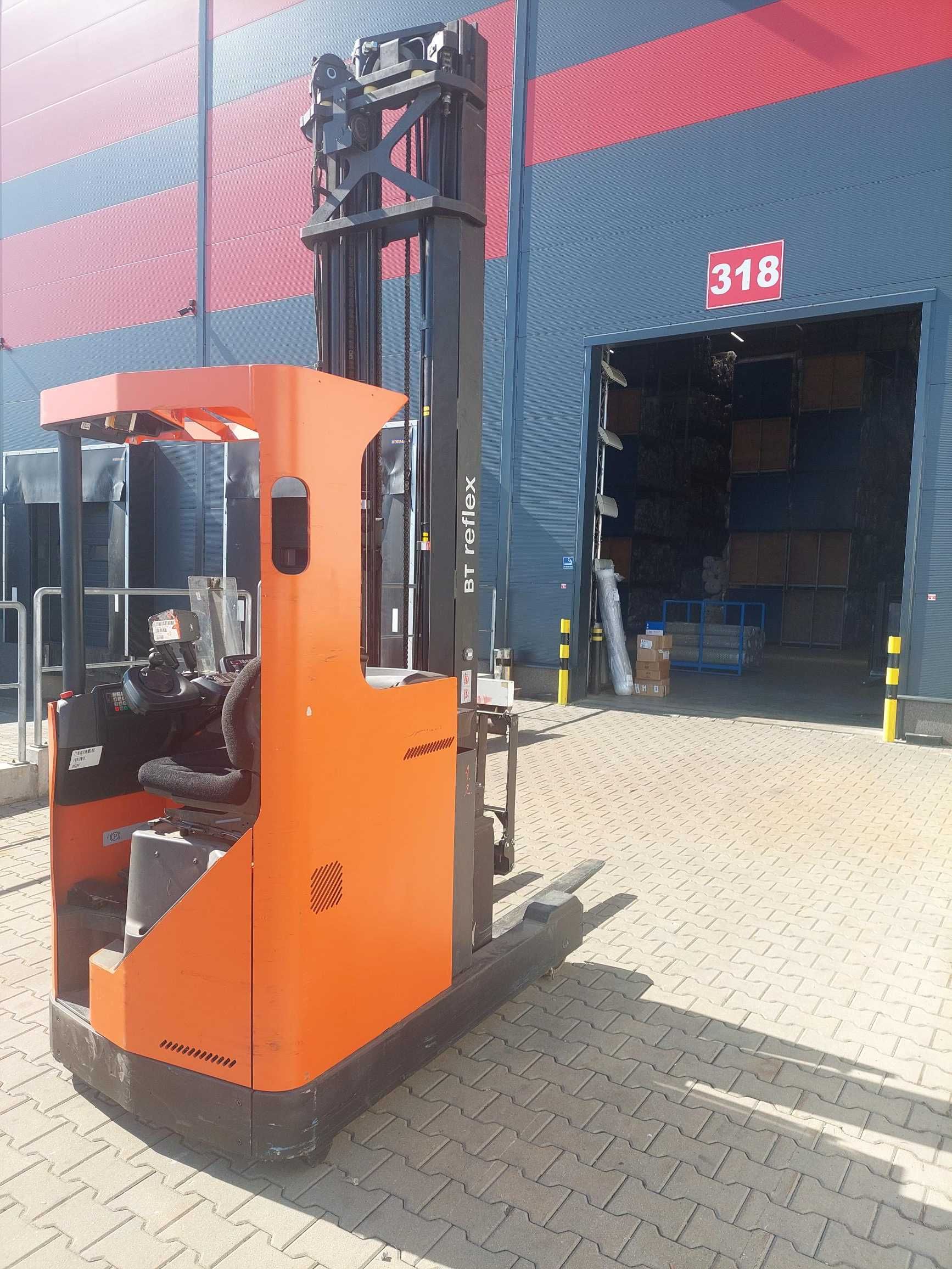 Sprzedam wózki widłowe RRE 160M 2 szt.
