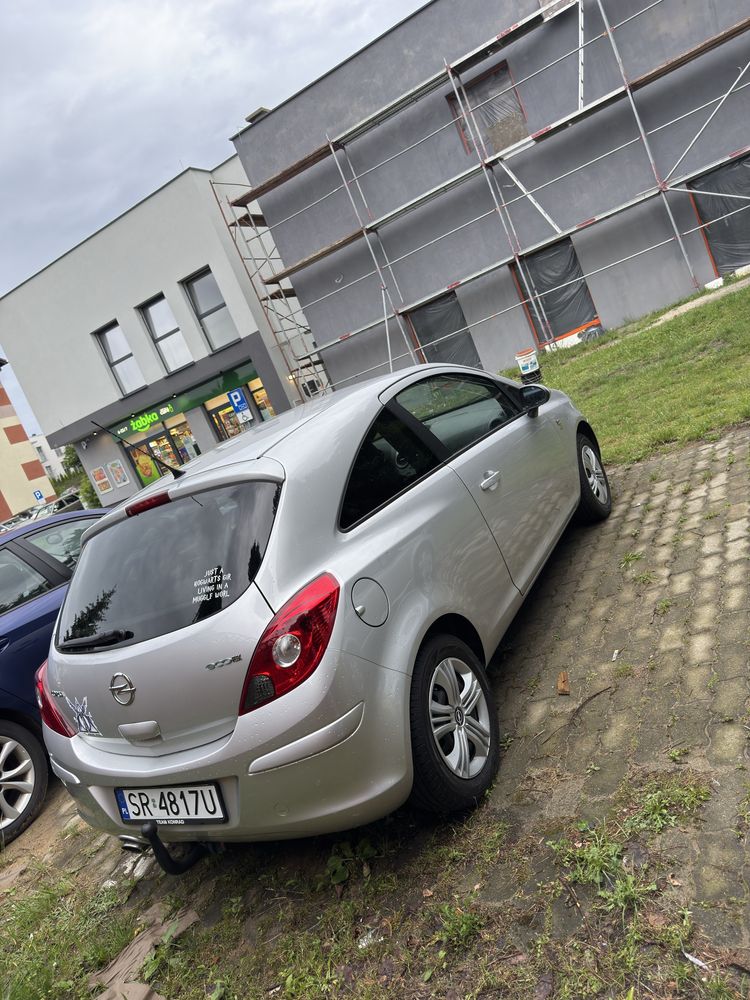 Opel Corsa D satelite 2011r 1.2 sprowadzona