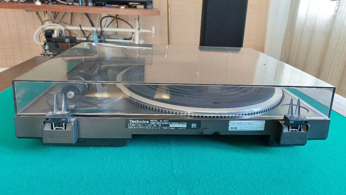 Giradiscos Technics SL-QD3 direct drive com agulha P30