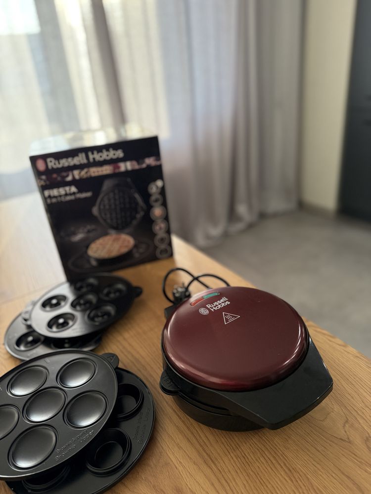 Вафельниця RUSSELL HOBBS 24620-56/RH Fiesta 3 in 1
