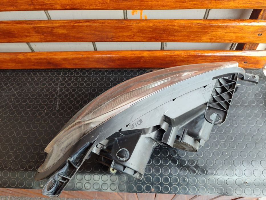 Ліва фара Nissan Qashqai j10