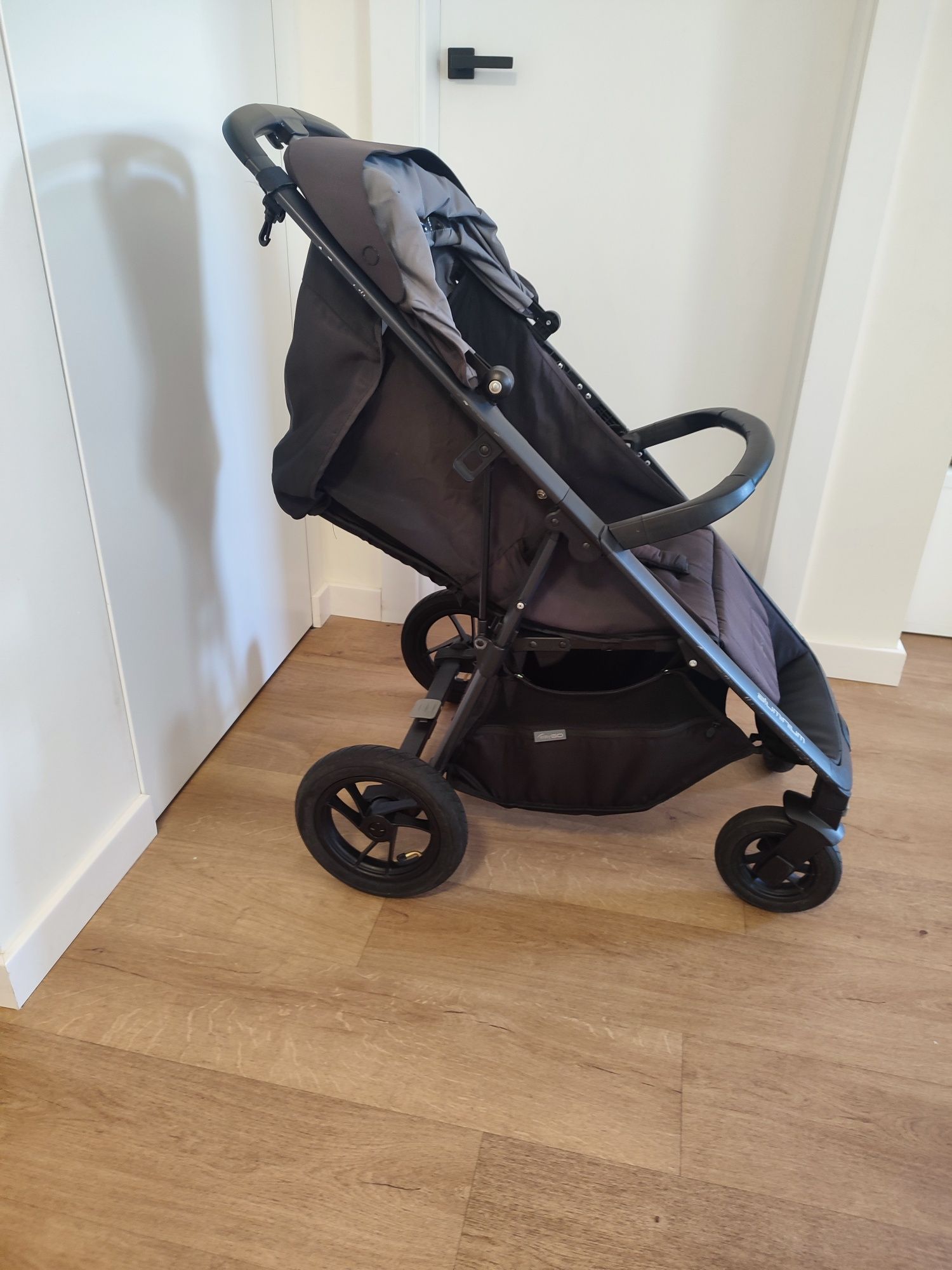 Wózek spacerowy EasyGo Quantum czarny