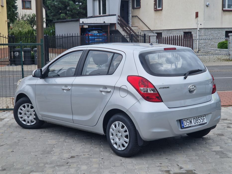 Hyundai i20 2011 Rok 1.4 Benzyna stan bardzo dobry