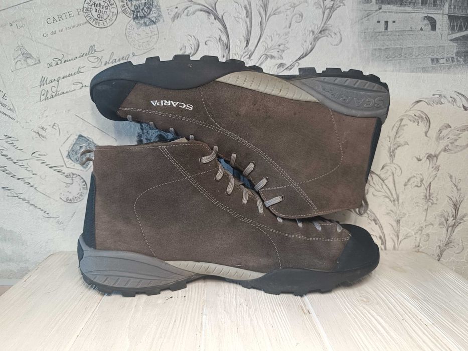 - Scarpa Mojito Mid Gore-Tex