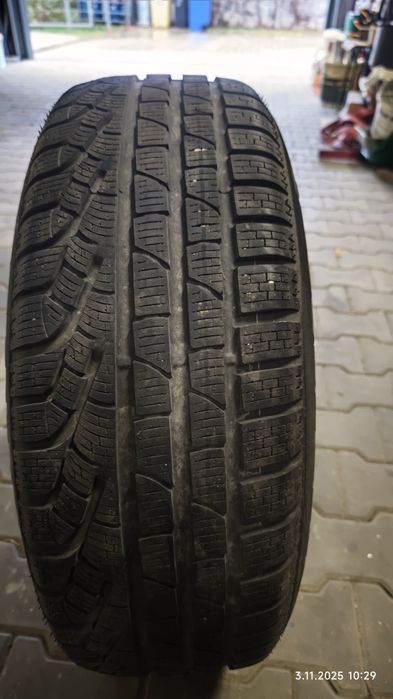 Opony zimowe Pirelli Sottozero 215/60 R17 4szt