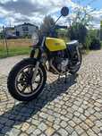 Yamaha XS 400 café racer
