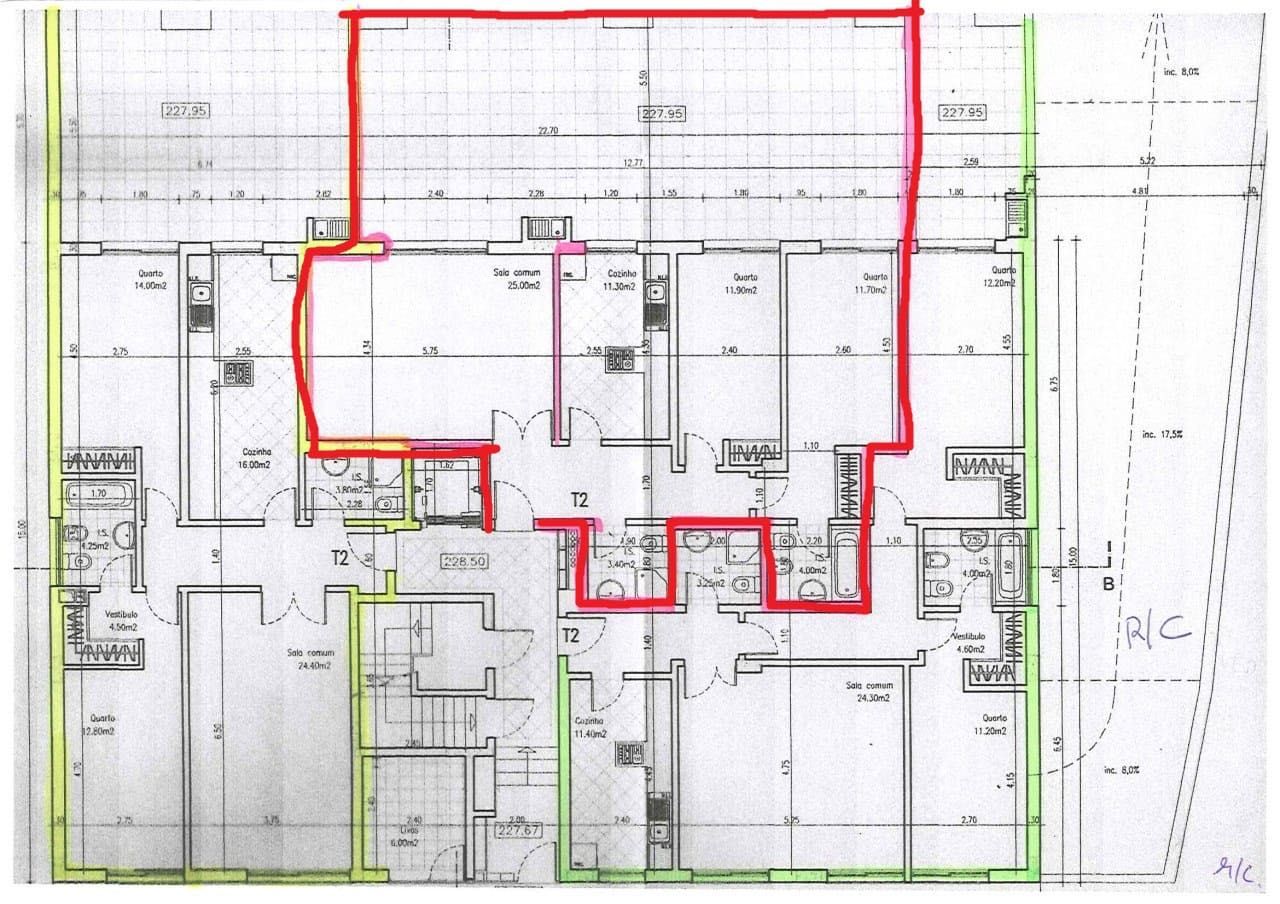 Apartamento T2 C/Terraço e Estacionamento