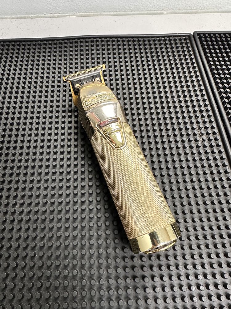 Тример BaByliss PRO Skeleton FX Trimmer