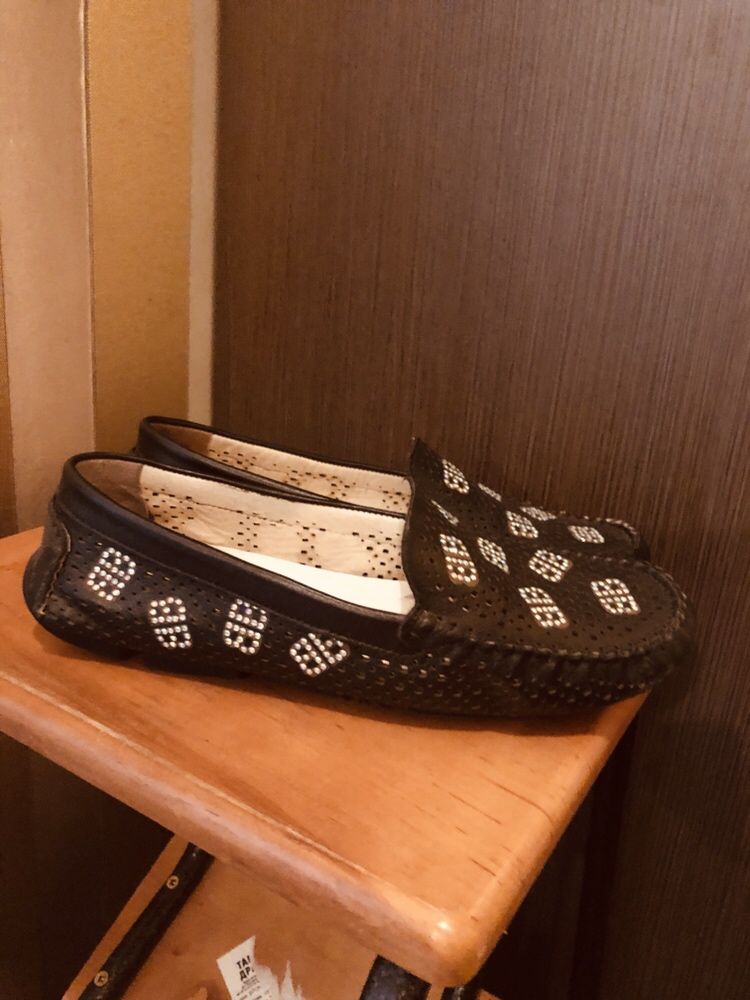 Летние макасины-туфли из перфорированной кожи Bruno Bananni 36p.