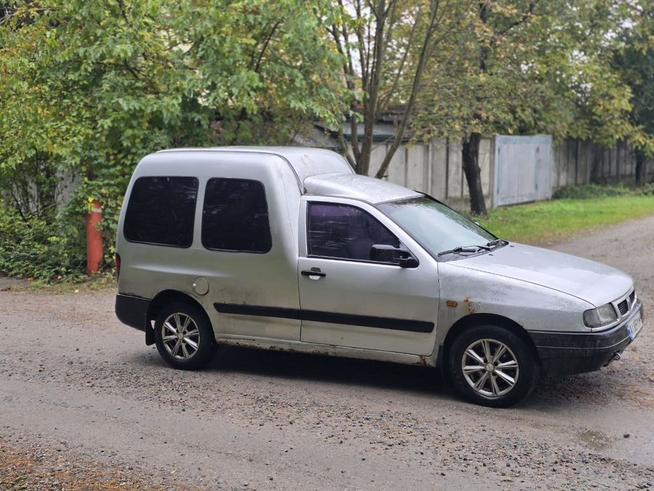 Продам seat inca