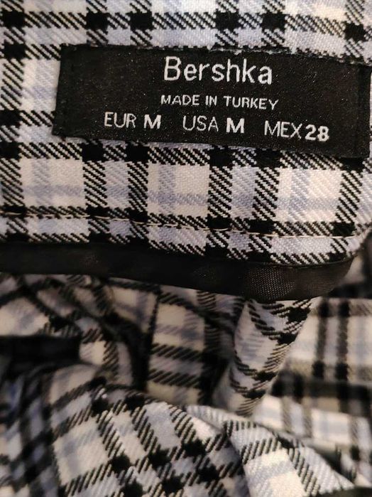 mini saia bershka M