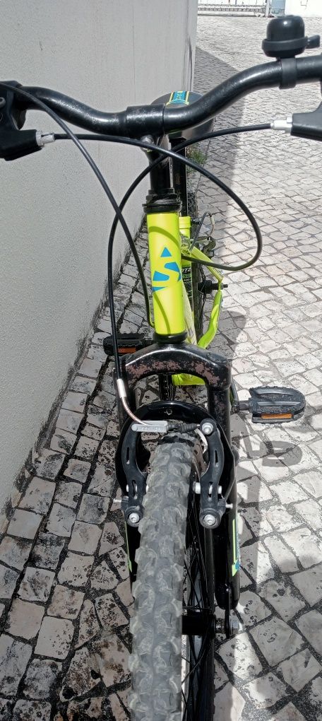 Bicicleta Spitz roda 20 em bom estado