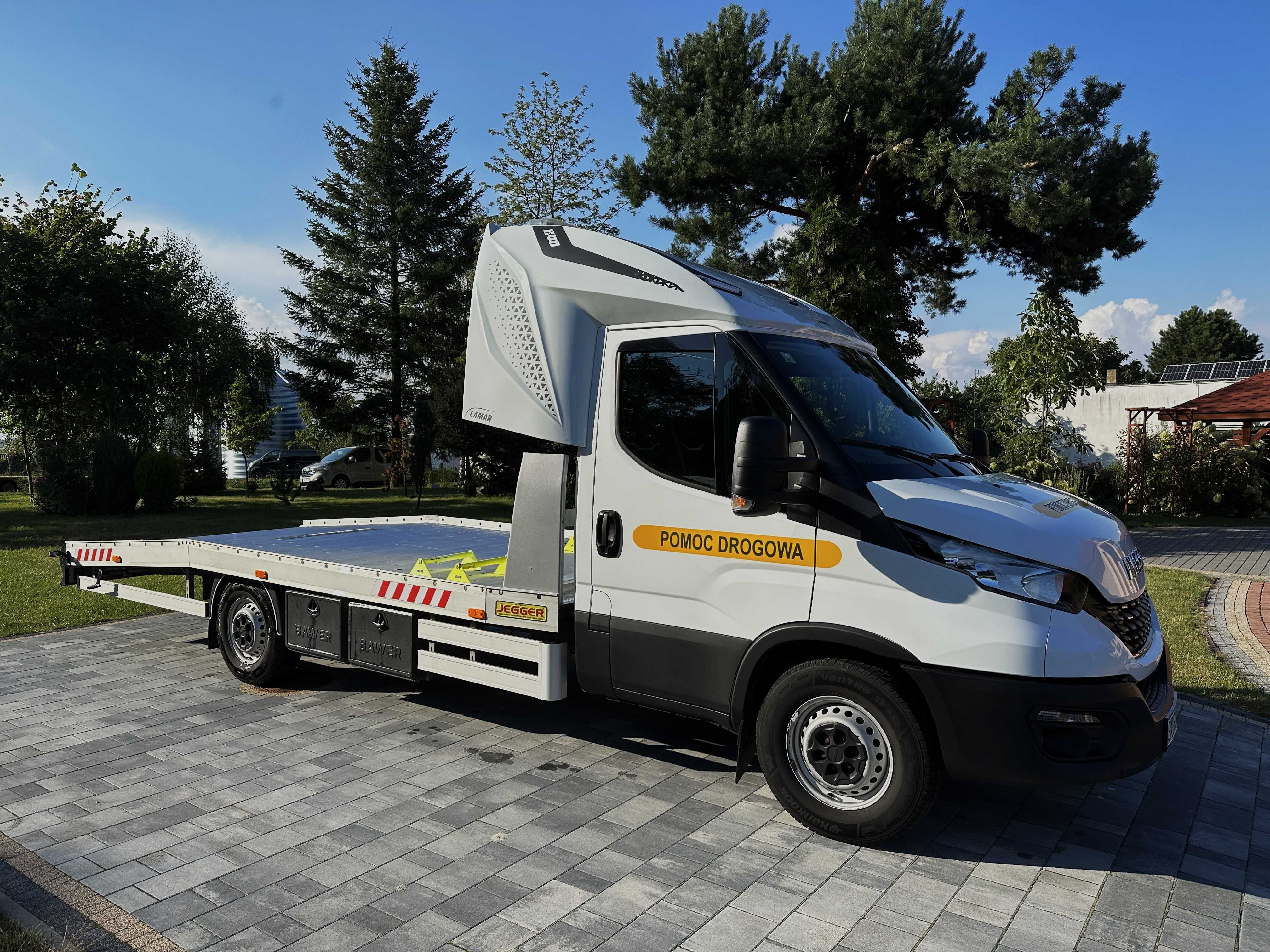 Wynajem busa dostawczego, dostawczaka, autolaweta, 5 7 9 osobowego