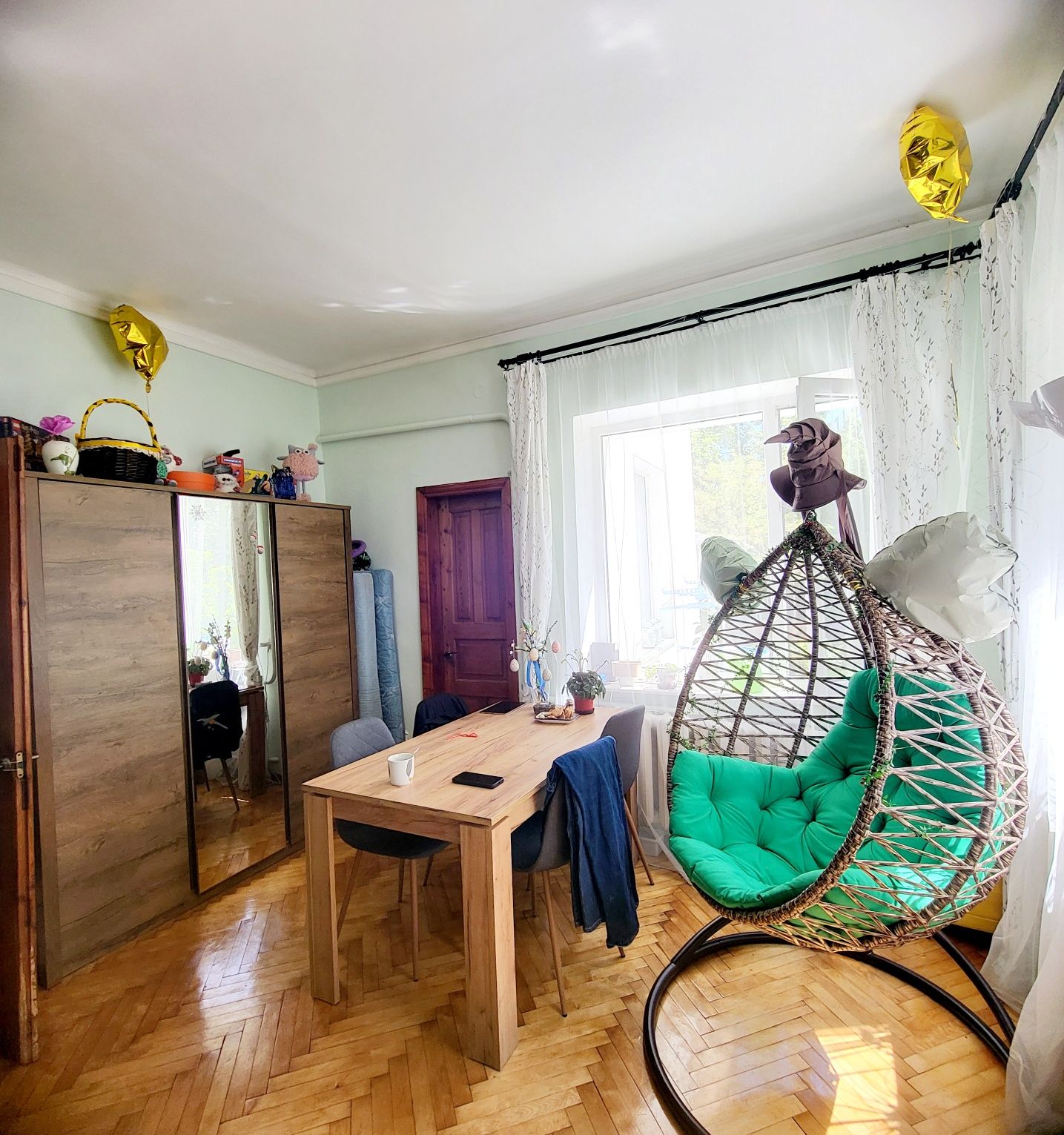 Продаж квартири  2 кімнати по вул.Золота