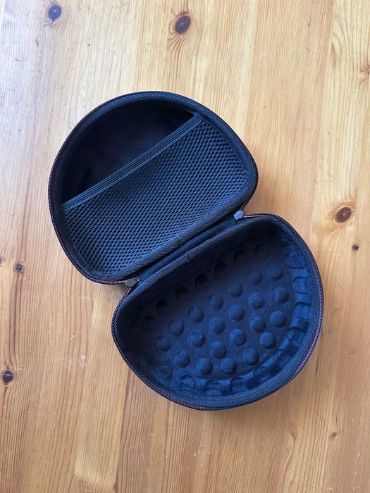 Twarde przenośne etui uniwersalne pokrowiec na słuchawki JBL Soundcore