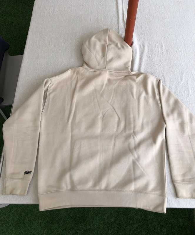 Sweatshirt com capuz