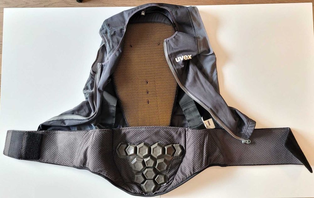 Kamizelka z ochraniaczem do sportów zimowych Uvex