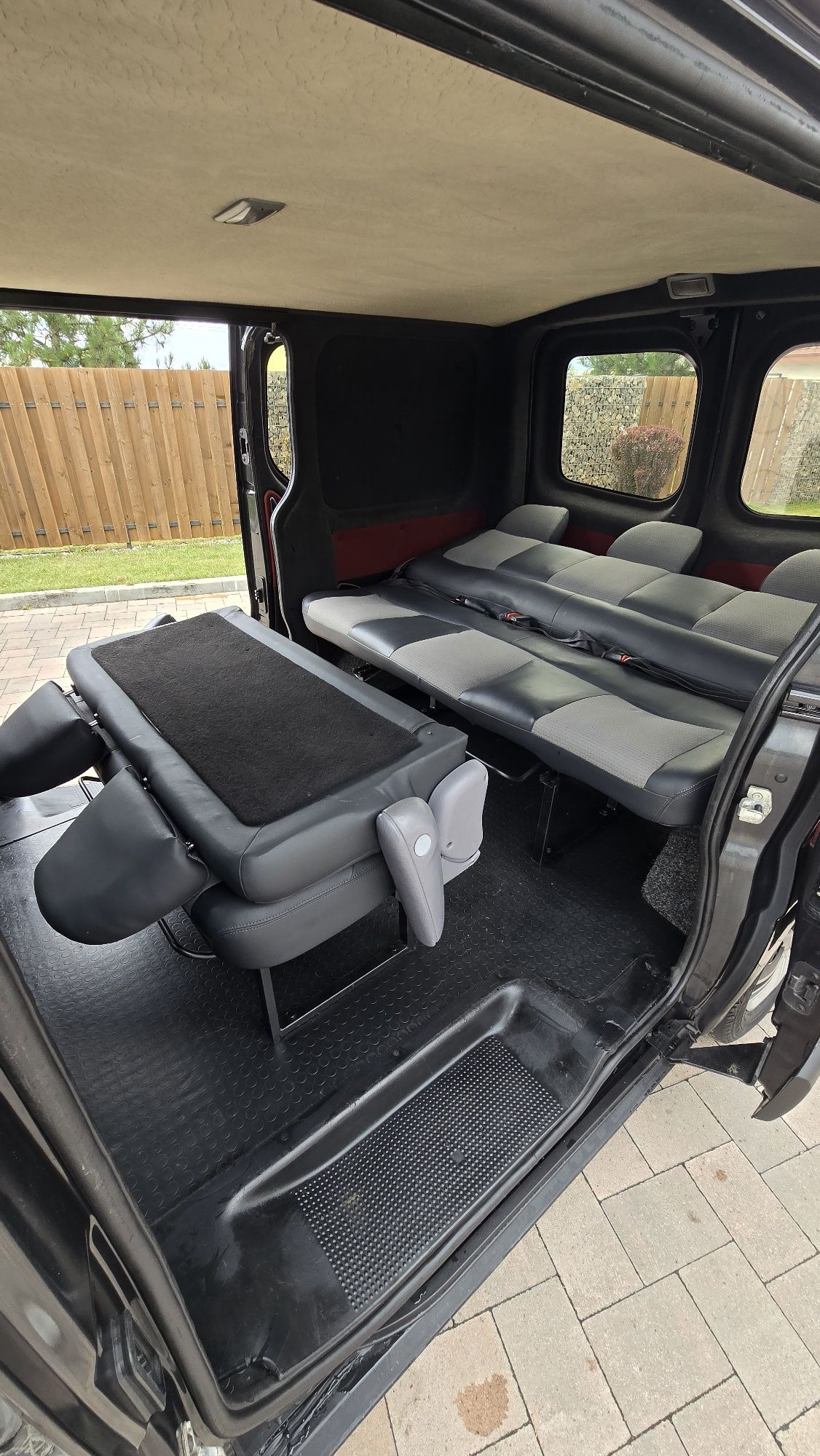 Opel vivaro, пасажир, бус.